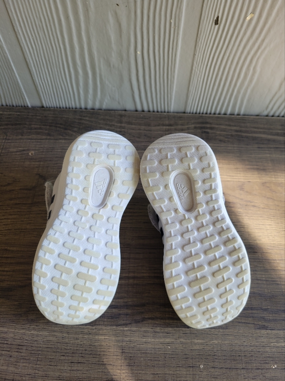 Adidas Toddler Sneakers - Picture 7 of 8